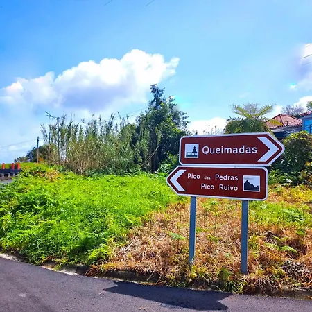Santana Stay Near Levada Walks And Pico Ruivo Prázdninový dům Santana (Madeira)