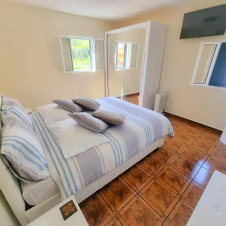 Cozy House Near Pico Ruivo, Perfect Base For Levadas & Hiking Trails Casa vacanze Santana (Madeira)