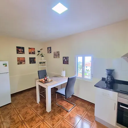 Cozy House Near Pico Ruivo, Perfect Base For Levadas & Hiking Trails * סנטנה