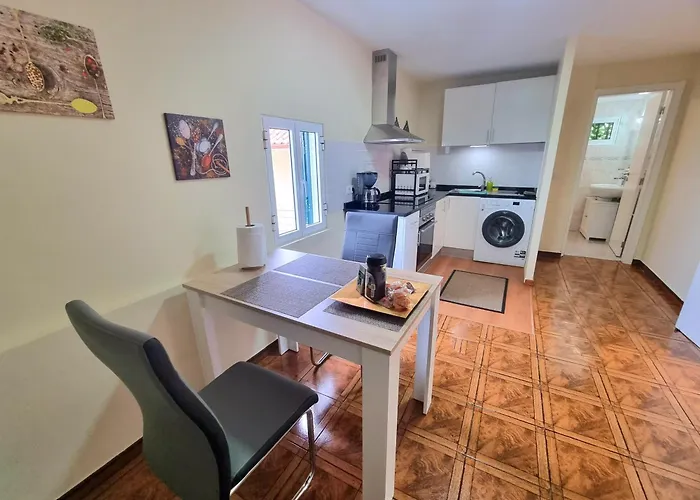 Madeira Hiking Getaway Near Pico Ruivo And Levadas Base